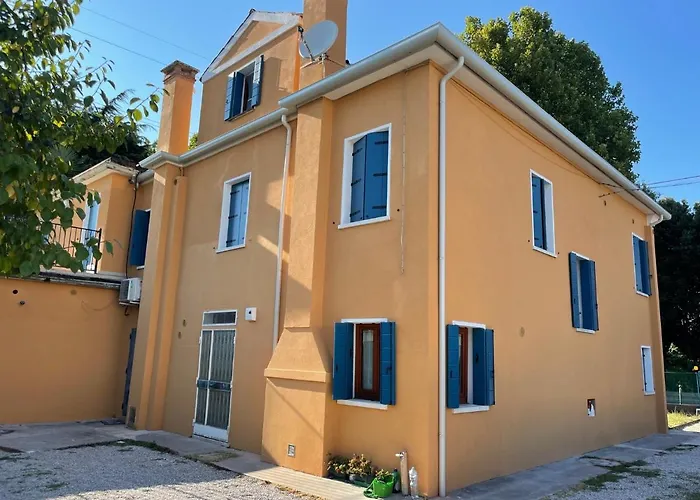 בית אירוח Iside *